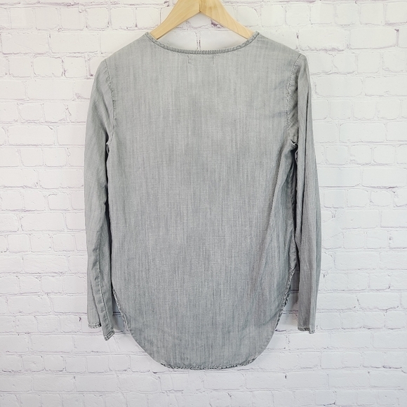 Anthro. Cloth & Stone Lace Up Top - Picture 9 of 9